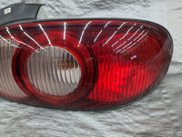 01-05 Mazda Miata MX-5 RH Passenger Taillight Tail light OEM 01NB18J 2001-2005