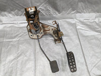 1990-1997 Mazda Miata Mx-5 OEM Gas & Brake Pedal W/ Cruise Control 93NAUC 90-97