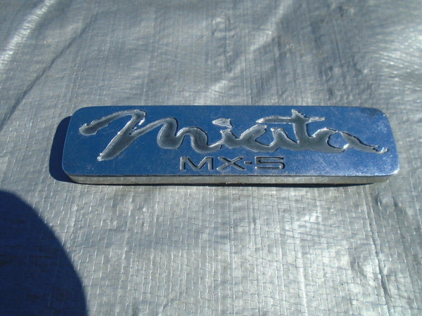 99-05 MAZDA MIATA MX5 MX-5 REAR EMBLEM LOGO BADGE SYMBOL 1999-2005