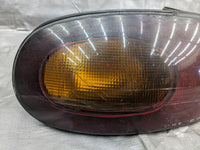 1990-1997 Mazda MX-5 Miata Driver (LH) Side Rear Tail Light Taillight 93NAPZ 90-97