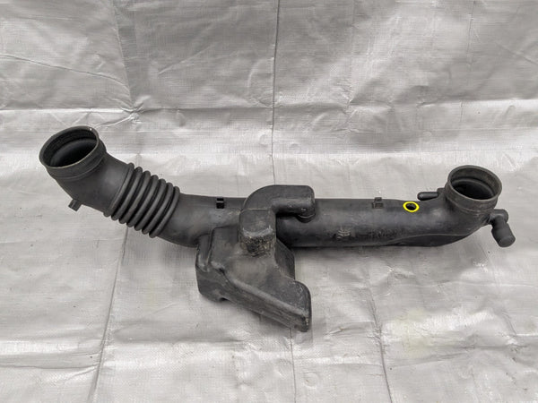 1994-1997 Mazda Miata Mx-5 OEM NA8 BPE8 Intake Crossover Tube Pipe Accordion 94-97 — Mazda Miata MX-5 OEM part product photo