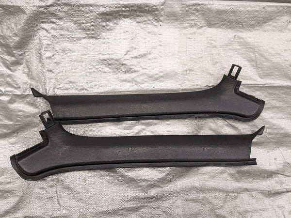 1990-1997 MAZDA MIATA A PILLAR WINDOW TRIM WINDSHIELD PLASTIC PAIR LEFT RIGHT