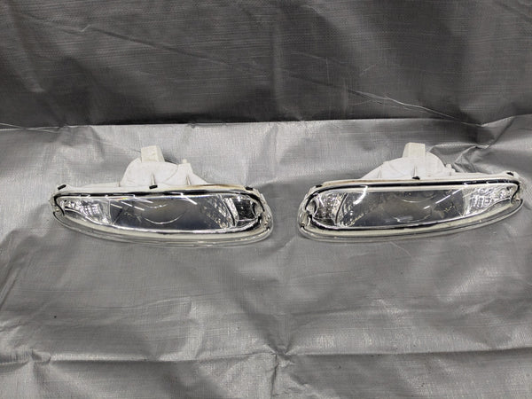 1990-1997 Mazda Miata MX-5 Clear Turn Signal Lens Pair 90-97 90NASU — Mazda Miata MX-5 OEM part product photo