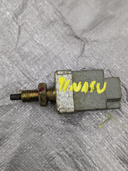 90–93 Mazda Miata MX-5 OEM Brake Light Stop Lamp Switch Automatic BR70-66-490 — Mazda Miata MX-5 OEM part product photo