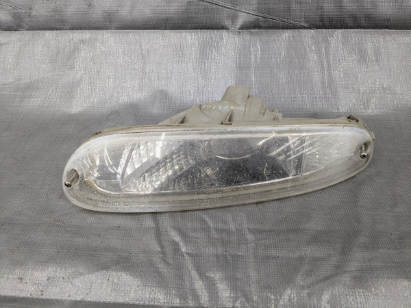 90-97 Mazda Miata CORNER LEFT DRIVER Side Turn Signal Lens 90NASU 1990-1997 — Mazda Miata MX-5 OEM part product photo
