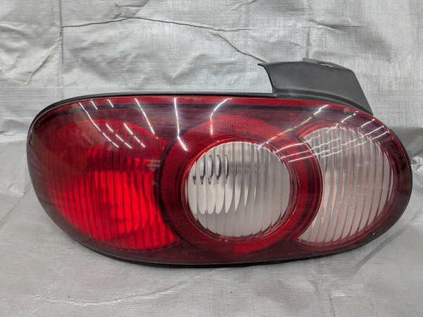 2001-2005 Mazda Miata Mx-5 OEM Driver LH Taillight Tail Light 01NBA3D2 01-05 — Mazda Miata MX-5 OEM part product photo