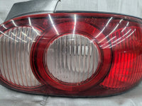 01-05 Mazda Miata MX-5 RH Passenger Taillight Tail light OEM 01NB22V 2001-2005
