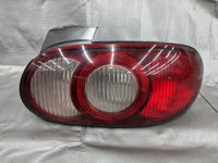 01-05 Mazda Miata MX-5 RH Passenger Taillight Tail light OEM 01NB22V 2001-2005