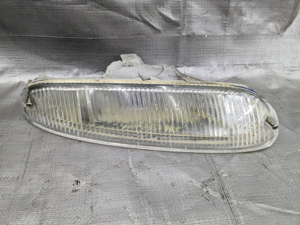 90-97 Mazda Miata CORNER Right PASSENGER Side Turn Signal Lens 89NAUC 1990-1997