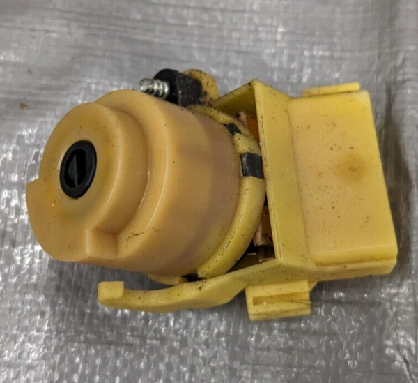 1999-2000 Mazda Miata 99-00 Ignition Switch 98NB18G