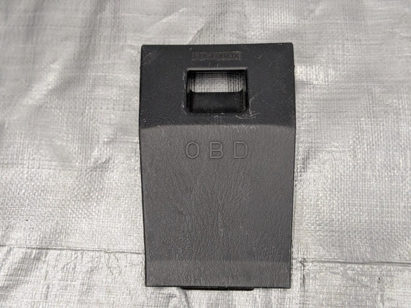 99-05 MAZDA MIATA FUSE BOX COVER NC10-55-551A-02 1999-2005, Black 03NBA3D — Mazda Miata MX-5 OEM part product photo