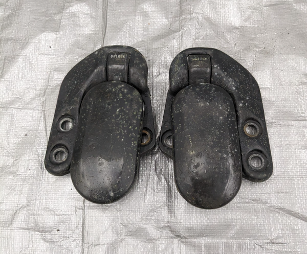 1990-2000 Mazda Miata Convertible Latch Set Pair Left Right 90-00 91NASU