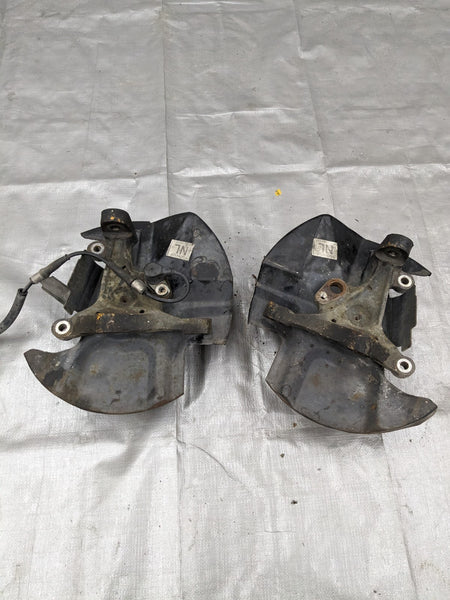 1999-2005 Mazda Miata Front  Spindle Hub Knuckle Pair Left & Right ABS 03NB27A