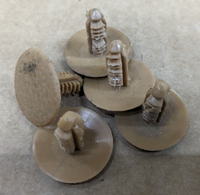 90-97 Mazda Miata Carpet Mats Tan Clips Pin 5 PCS Christmas Tree 1990-1997